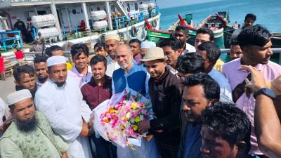 টেকনাফ-সেন্ট মার্টিন রুটে ৯ মাস পর জাহাজ চলাচল শুরু