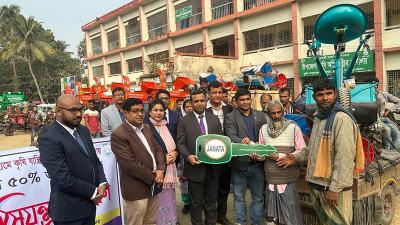 চুয়াডাঙ্গায় ভর্তুকি মূল্যে কৃষিযন্ত্র পেলেন ১৬৩ কৃষক
