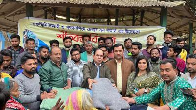 এফবিসিসিআই সহসভাপতির শীতবস্ত্র বিতরণ