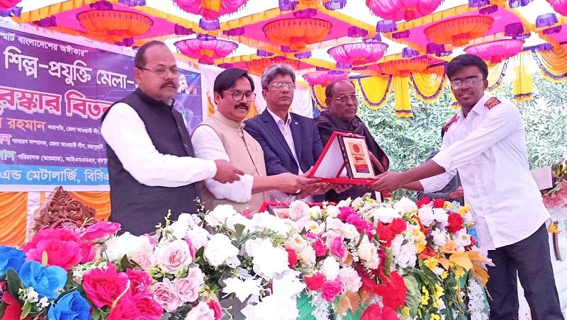 জয়পুরহাটে ক্ষুদে বিজ্ঞানীদের নিয়ে বিজ্ঞান মেলা