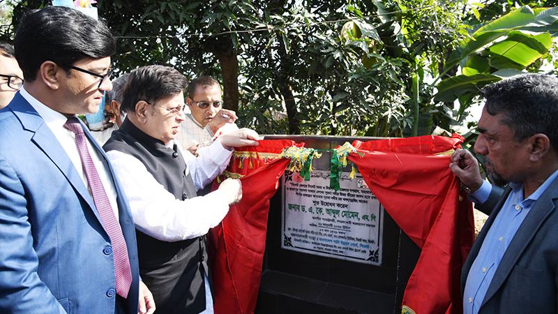 অস্ট্রিয়ায় প্রত্যাখ্যাত সেই কূটনীতিকের পক্ষে পররাষ্ট্রমন্ত্রী
