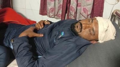 কুড়িগ্রামে দুর্বৃত্তদের হামলায় ইউপি চেয়ারম্যান আহত