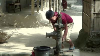 যশোরে শুষ্ক মৌসুম শুরু না হতেই পানির জন্য হাহাকার