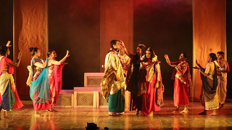 ‘এক জায়গায় স্থবির হয়ে থাকিনি’