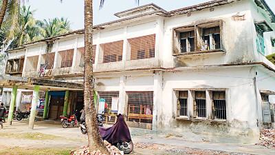 পরিত্যক্ত ঘোষণার এক যুগ পরও চলছে কার্যক্রম