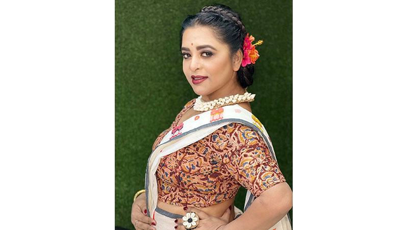 আগুনের পাখি হয়ে আসছেন জ্যোতি