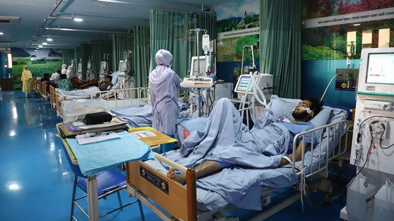 সেন্টার ও মেশিনের অভাবে ব্যাহত হচ্ছে ডায়ালাইসিস
