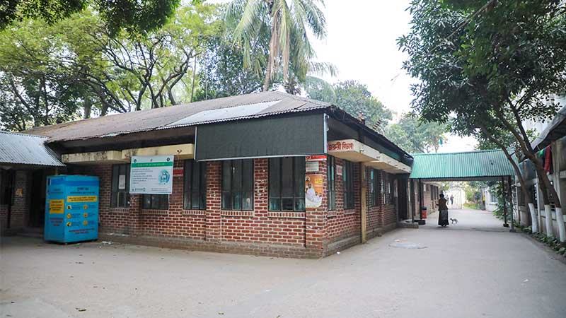 রোগী ভর্তির ব্যবস্থা নেই দেশের একমাত্র থানা স্বাস্থ্য কমপ্লেক্সে