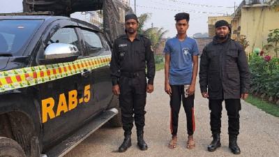 নাটোরে সংঘবদ্ধ ধর্ষণের অভিযোগে ‘প্রেমিক’ গ্রেফতার