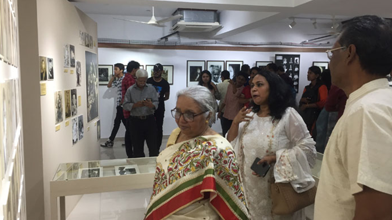 খুলনায় সাদা-কালো যুগের আলোকচিত্র প্রদর্শনী
