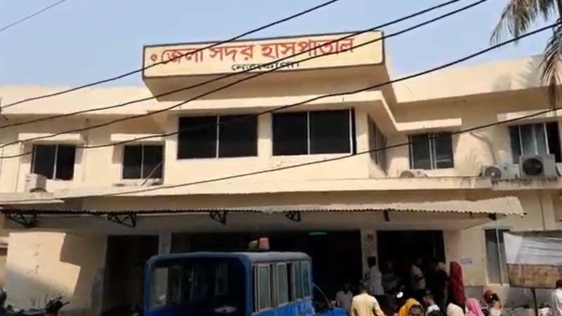 নেত্রকোনার সড়কে স্বামী-স্ত্রী নিহত