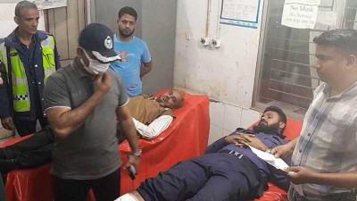 লক্ষ্মীপুরে আওয়ামী লীগের দুই গ্রুপ ও পুলিশের সংঘর্ষে আহত ২০