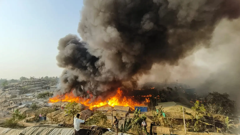 আধিপত্য বিস্তারে রোহিঙ্গা ক্যাম্পে পরিকল্পিত আগুন