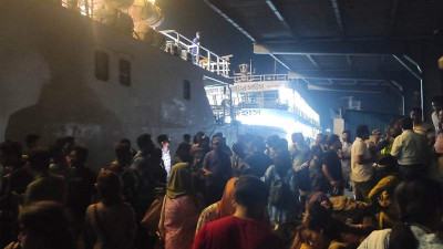 সেন্টমার্টিনের জাহাজে চবির ১০ শিক্ষার্থীকে মারধরের অভিযোগ