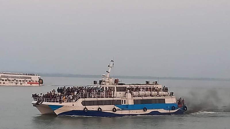 সেন্টমার্টিনের জাহাজে চবি শিক্ষার্থীদের মারধরের ঘটনায় গ্রেফতার ১