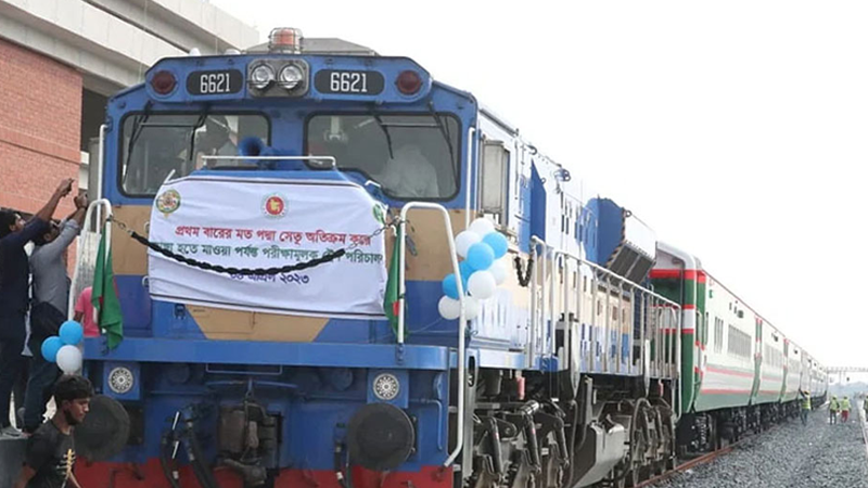 বেনাপোল এক্সপ্রেসে যুক্ত হচ্ছে পদ্মা সেতুতে চলা ট্রেনের কোচ