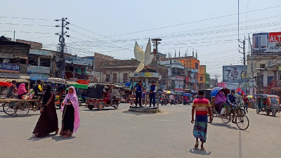 মৌসুমের সর্বোচ্চ তাপমাত্রা চুয়াডাঙ্গায় দুর্বিষহ জনজীবন