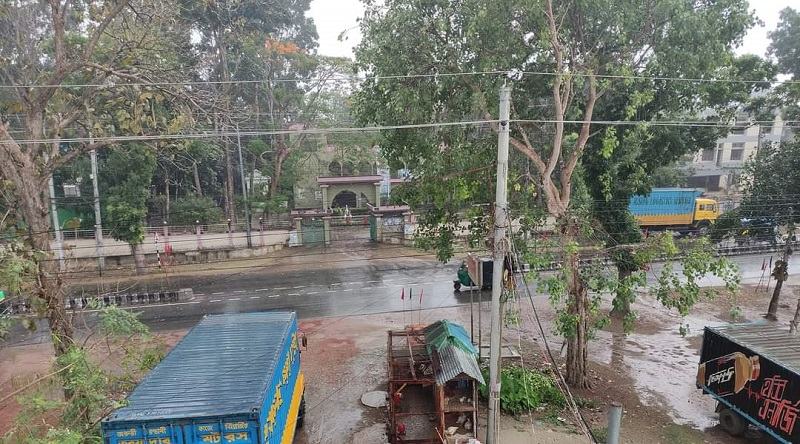 চুয়াডাঙ্গায় টানা ২৩ দিন তাপদাহের পর নামল বৃষ্টি