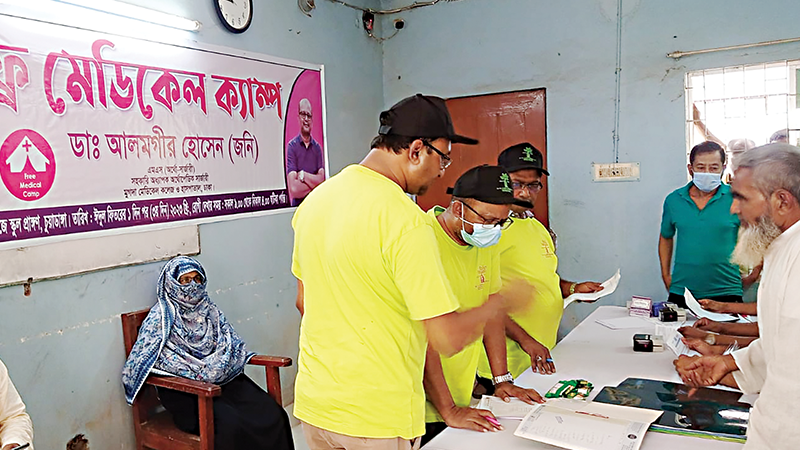 চুয়াডাঙ্গায় বিনামূল্যে স্বাস্থ্যসেবা