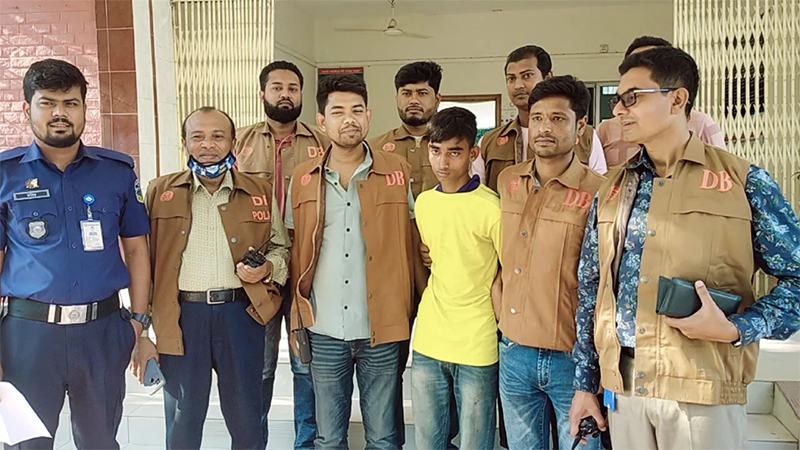 নেত্রকোনায় মুক্তি হত্যায় অভিযুক্ত কাওসার আটক