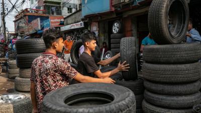 ৫ হাজার কোটি টাকার বাজারে নিম্নমানের টায়ারের আধিপত্য
