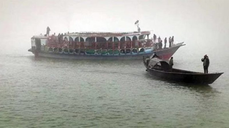 চাঁদপুর-ঢাকা নৌপথে সব ধরনের লঞ্চ চলাচল বন্ধ