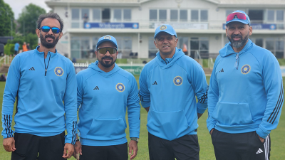 কোহলিদের গায়ে উঠছে এডিডাসের জার্সি