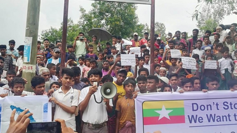 মিয়ানমারে প্রত্যাবাসন দ্রুত শুরুর দাবিতে রোহিঙ্গা সমাবেশ