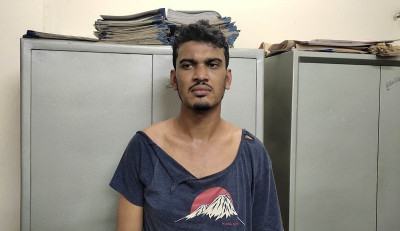 ক্যাম্পাসে জাবি শিক্ষার্থীকে হেনস্তার অভিযোগে পুলিশ কনস্টেবল আটক