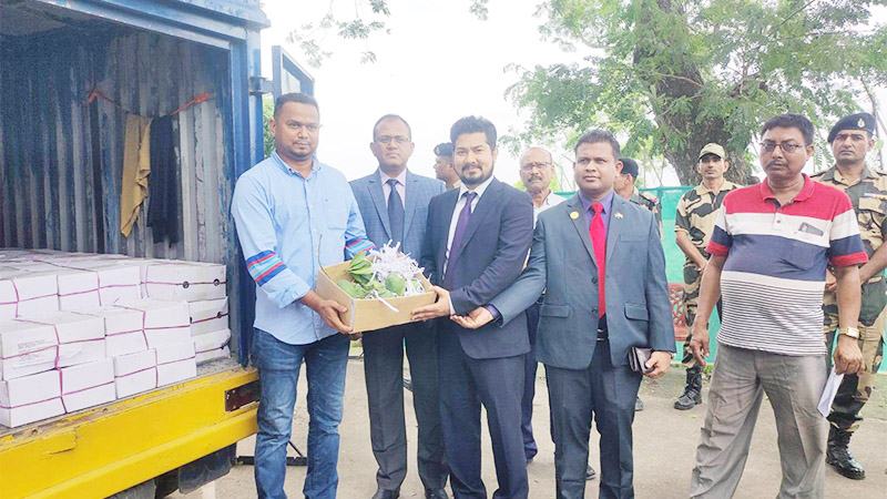 ত্রিপুরার মুখ্যমন্ত্রীর জন্য ৫০০ কেজি আম পাঠালেন প্রধানমন্ত্রী