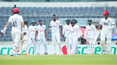 টেস্ট ইতিহাসের তৃতীয় বৃহত্তম জয় পেল বাংলাদেশ