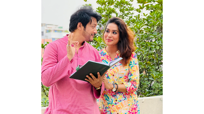 দীর্ঘ বিরতির পর টেলিছবিতে মম-ইমন জুটি