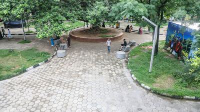 খোলা জায়গা ও পার্কে কংক্রিটের আচ্ছাদন নগরীর জলাবদ্ধতা বাড়িয়েছে