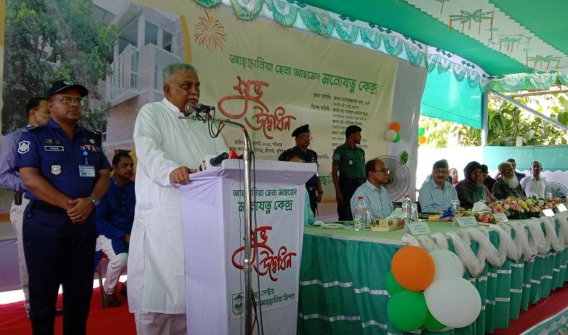দেশ ধ্বংসের জন্য মাদক ঢুকিয়ে দিচ্ছে পার্শ্ববর্তী রাষ্ট্র: স্বরাষ্ট্রমন্ত্রী