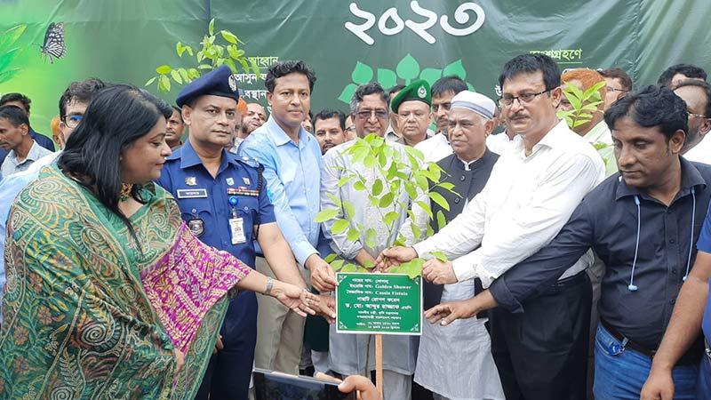 নির্বাচিত সরকার কারো দাবিতে পদত্যাগ করবে না