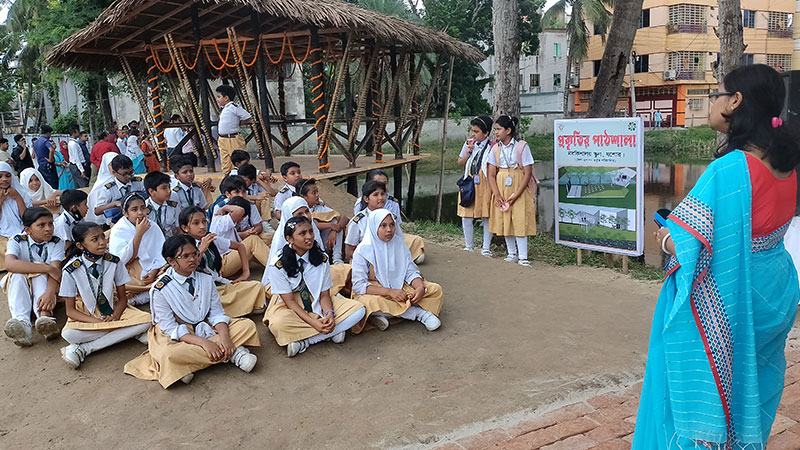 প্রকৃতির পাঠশালায় শিক্ষা কার্যক্রম