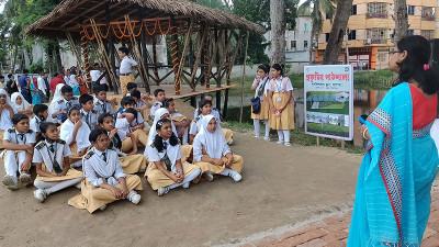 প্রকৃতির পাঠশালায় শিক্ষা কার্যক্রম