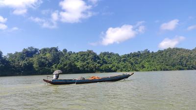 কাপ্তাই হ্রদে নৌযান চলাচলে নিষেধাজ্ঞা