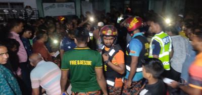 বাল্কহেডের ধাক্কায় ডুবল ট্রলার, ৪ শিশুসহ  ৮ জনের লাশ উদ্ধার