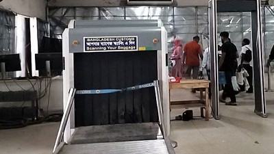 দুই মাস ধরে অচল বেনাপোল চেকপোস্টের স্ক্যানার মেশিন