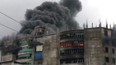 মালিকপক্ষকে বাদ দিয়ে আদালতে অভিযোগপত্র
