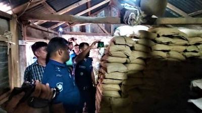 সরকারি চাল মজুদ, ব্যবস্থা নেয়নি খাদ্য বিভাগ