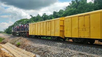 আখাউড়া-আগরতলা রেলপথে চলল পরীক্ষামূলক ট্রেন
