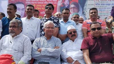 দেশ বাঁচাতে, মানুষ বাঁচাতে তরুণ সমাজ জেগে উঠেছে