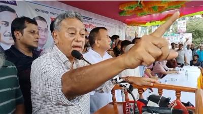 গণতন্ত্রের প্রশ্নে কখনো আপস করেননি খালেদা জিয়া: আমীর খসরু