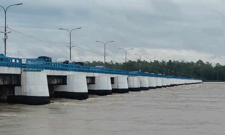 তিস্তার পানি বিপৎসীমার ওপরে, নিম্নাঞ্চল প্লাবিত