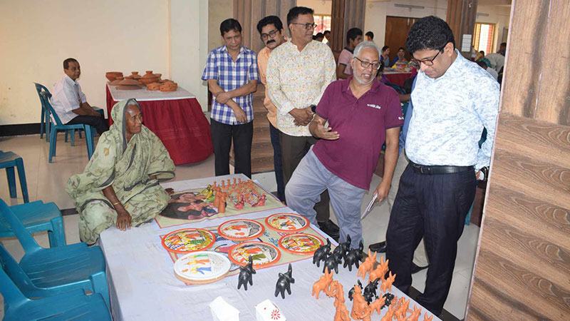 বরিশালে ১৫তম মৃৎশিল্পী সম্মাননা ও মেলা