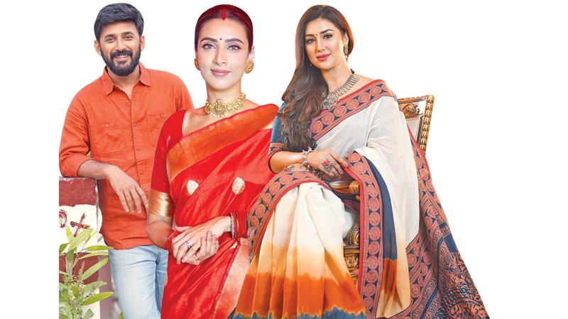 তারকাদের পূজার আনন্দ