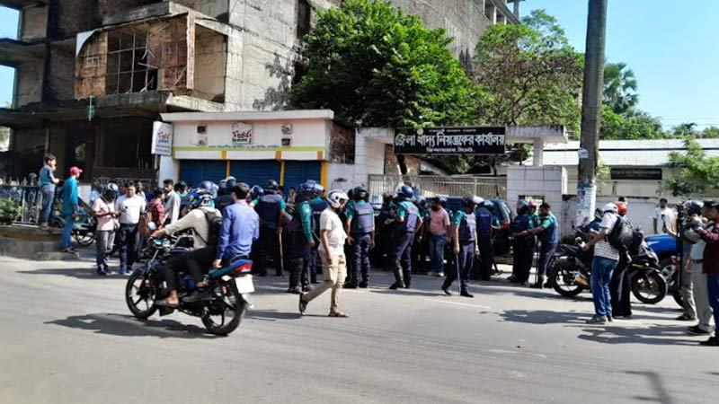 সিলেটে পুলিশের সঙ্গে পিকেটারদের ধাওয়া-পাল্টা ধাওয়া