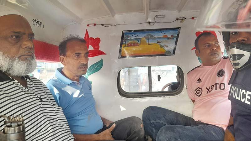 মানিকগঞ্জে বিএনপি নেতাকর্মী ও পুলিশের ধাওয়া-পাল্টাধাওয়া, আটক ৫